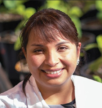 Cecilia Martinez-Gomez